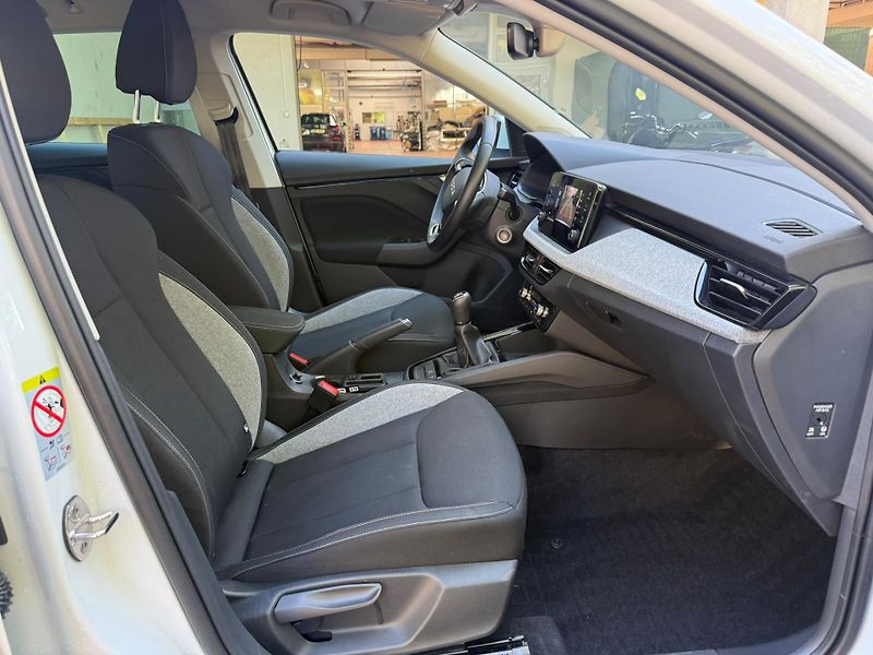 Škoda Scala Selection 1.0 TSI 85kW - fotka 8 z 25