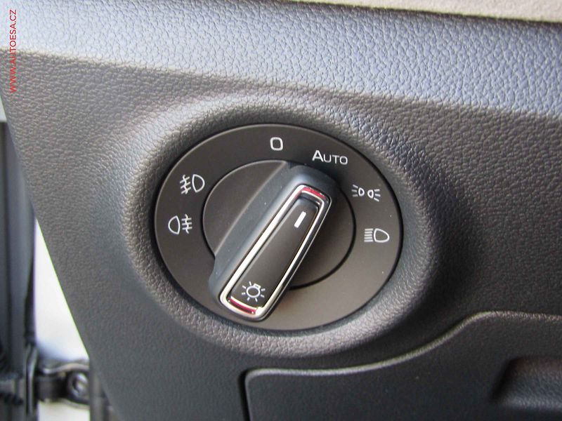 Škoda Scala (2024) 1.5 TSi, ČR, DSG, navi, LED - fotka 20 z 23