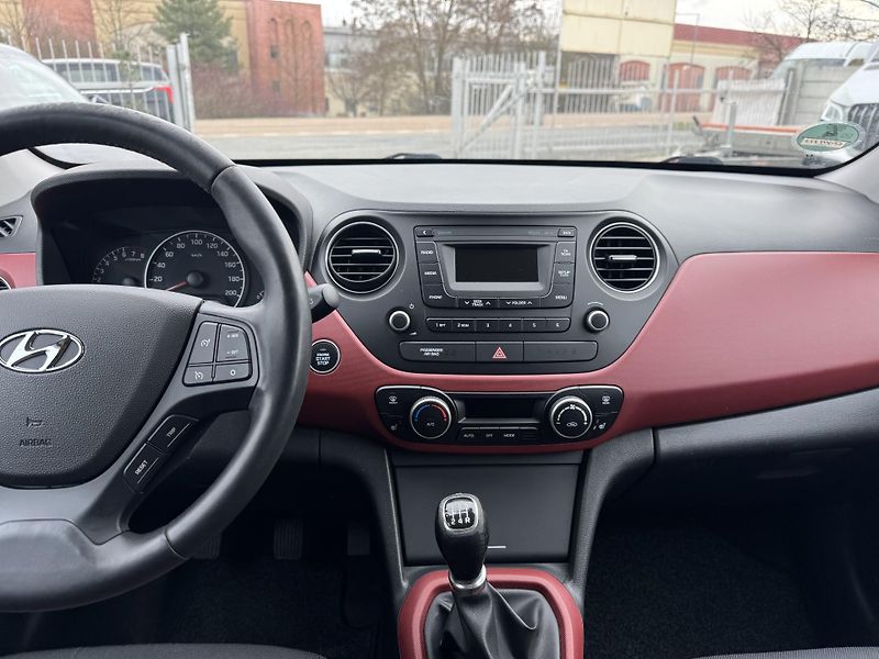 Hyundai i10 (2017) 1.2 64KW 1.Majitel 104000km! - fotka 24 z 29