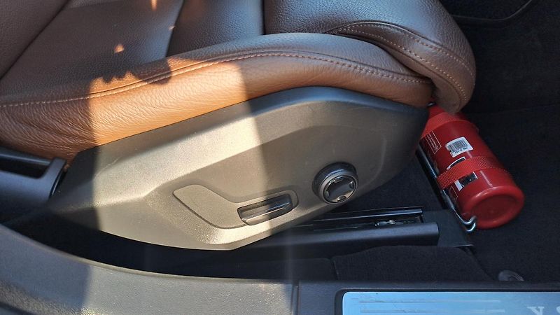 Volvo V90 2.0 D4 Momentum NAVI Automat - fotka 8 z 33