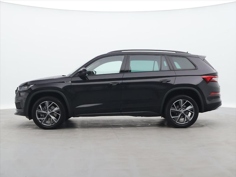 Škoda Kodiaq 2,0 TDI 147kW Sportline 4x4 DP - fotka 4 z 43