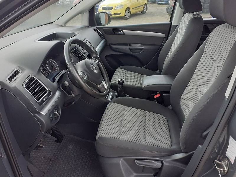 Volkswagen Sharan (2011) 2.0 TDi TREND - fotka 16 z 35
