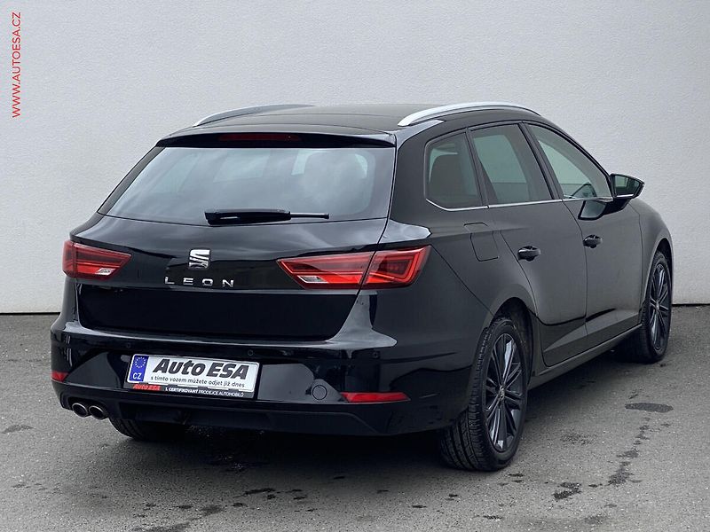 Seat Leon (2020) 2.0 TDi, Xcellence, DSG, LED - fotka 4 z 20