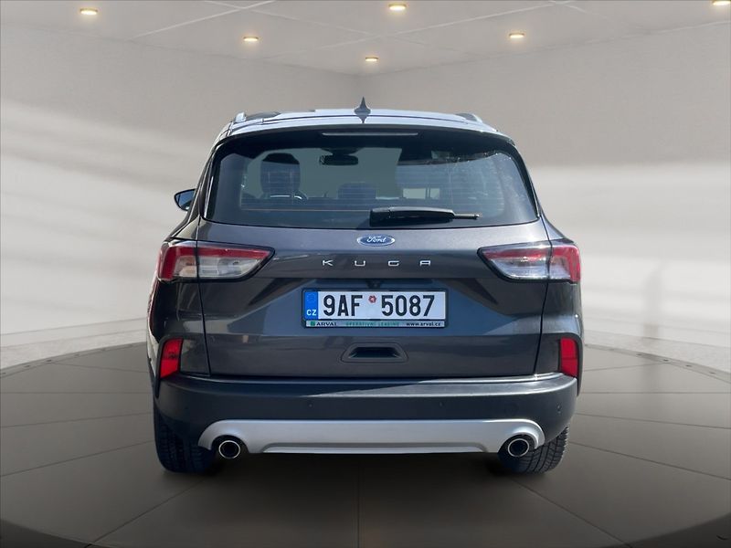 Ford Kuga 1,5 EBL 88 Titanium AT - fotka 5 z 11