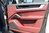 Porsche Cayenne (2026) KeyLess/SoftClose/Pano - náhled 48