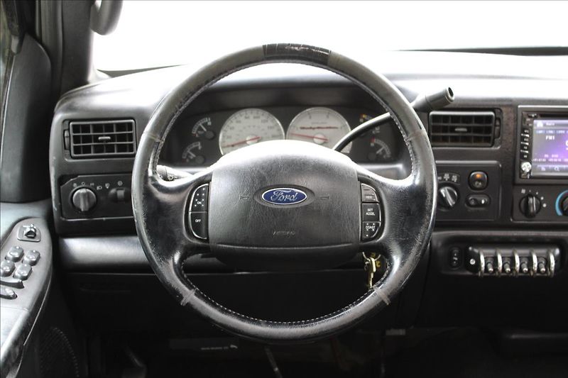 Ford F-250 6.0L TD V8/SUPER-DUTY/H.DAVIDS - fotka 19 z 43