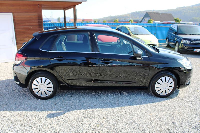 Citroën C4 (2015) 1,2i KLIMA NAVI TEMPOMAT PC - fotka 8 z 16