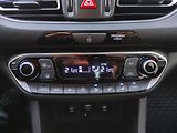 Hyundai i30 1,5T-GDi mHev,48V,AT,Fastback - náhled 25