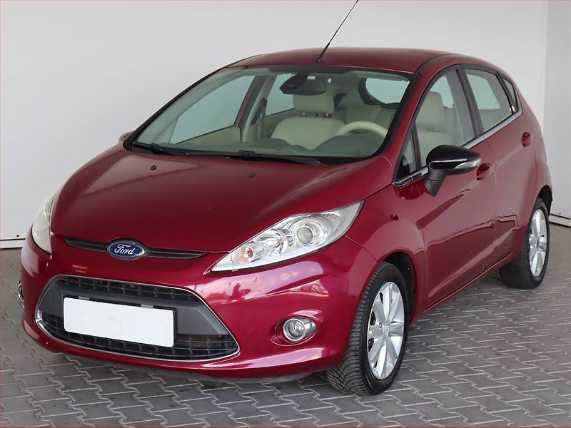 Ford Fiesta (2009) 1.6 TDCi, Tempomat - fotka 2 z 15