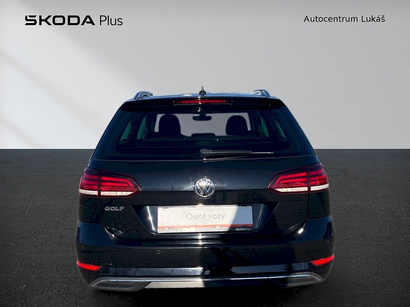 Volkswagen Golf (2020) VARIANT CL 1,0 TSI BMT OPF 6G - fotka 9 z 32