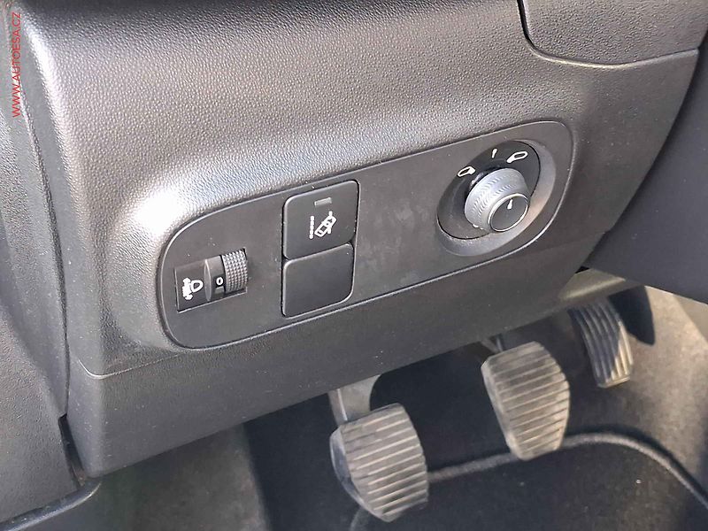 Citroën C3 (2020) 1.2PT, Feel - fotka 12 z 18