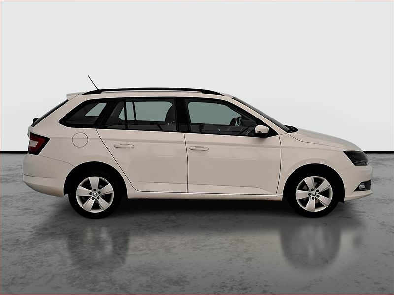 Škoda Fabia (2018) Style 1.0 TSI, Serv.kniha - fotka 6 z 16