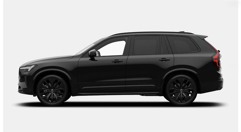 Volvo XC90 (2026) B5 AWD BLACK EDITION PLUS - fotka 2 z 14