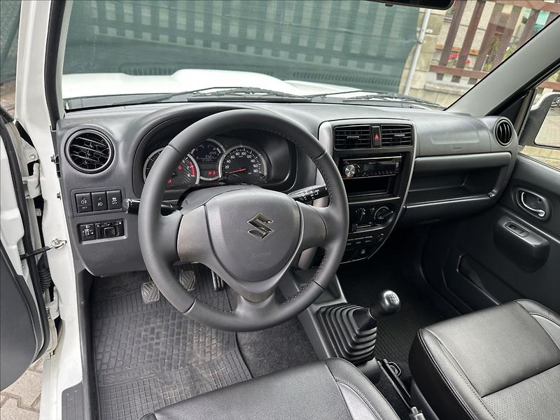 Suzuki Jimny 1,3 4x4 KLIMA BEZ KOROZE - fotka 15 z 21