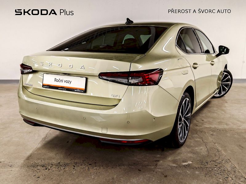 Škoda Superb (2024) 2.0 TDI 142 kW DSG 4x4 L&K - fotka 2 z 32