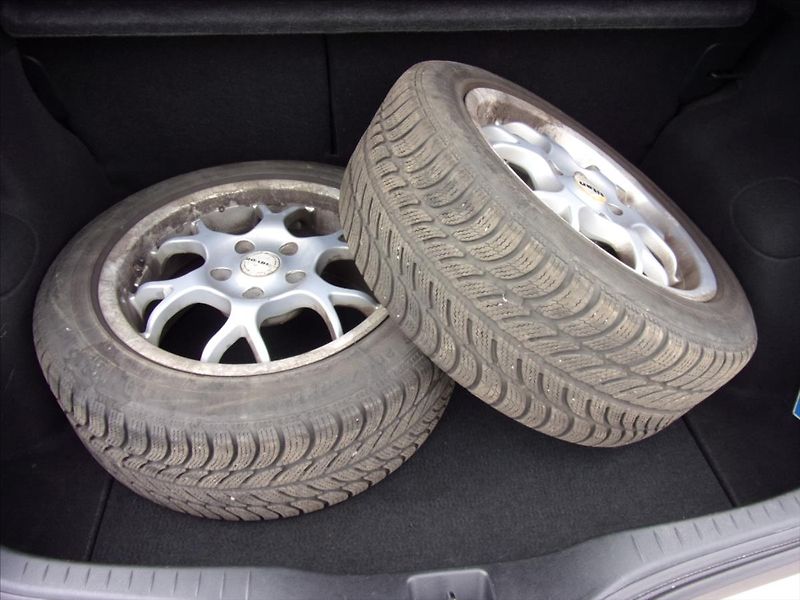 Honda Civic 1,3 i-DSI Comfort - fotka 24 z 24