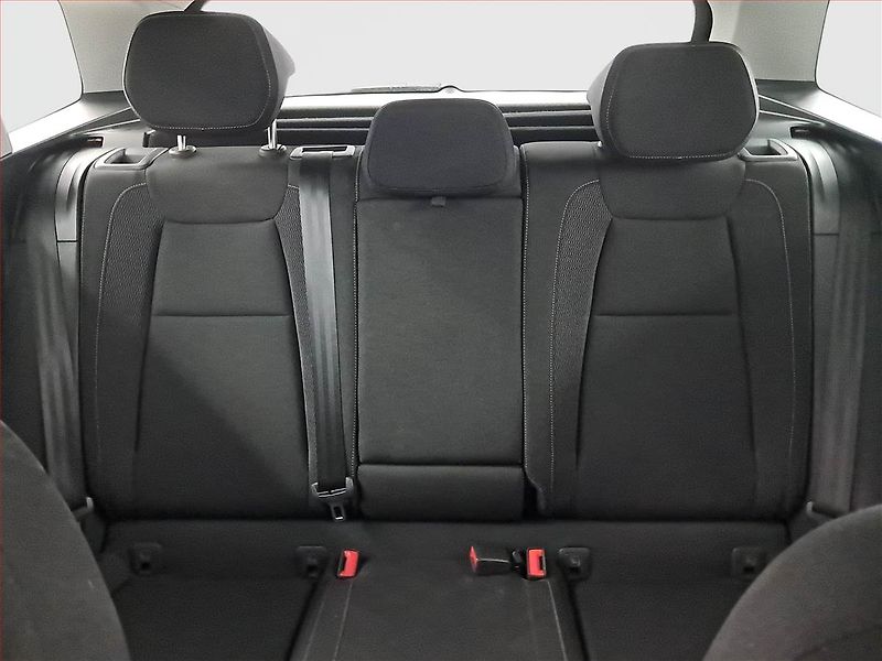 Škoda Karoq (2023) Ambition 1.5 TSI - fotka 10 z 21