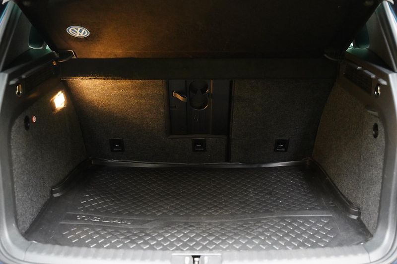 Volkswagen Tiguan - fotka 25 z 25