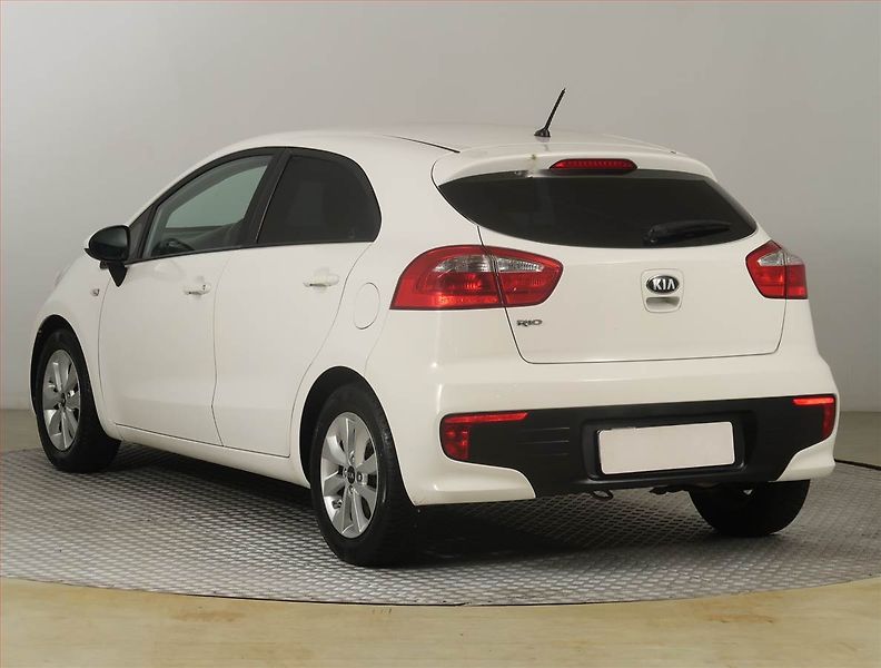 Kia Rio (2016) 1.25 CVVT, Serv.kniha - fotka 4 z 18