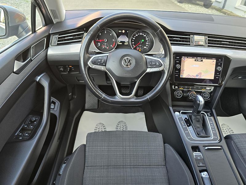 Volkswagen Passat DSG 2,0TDI BUSINESS NAVI - DPH - fotka 9 z 35