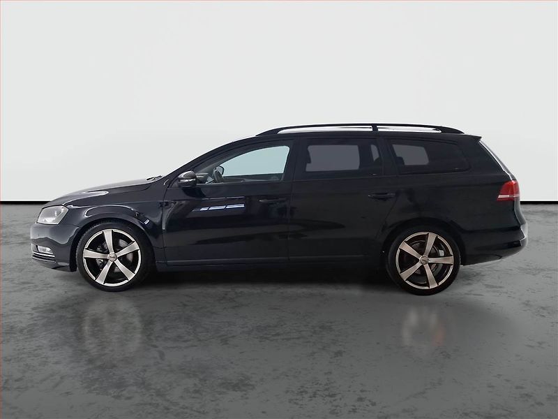 Volkswagen Passat (2012) Comfortline 2.0 TDI, Automat - fotka 3 z 18