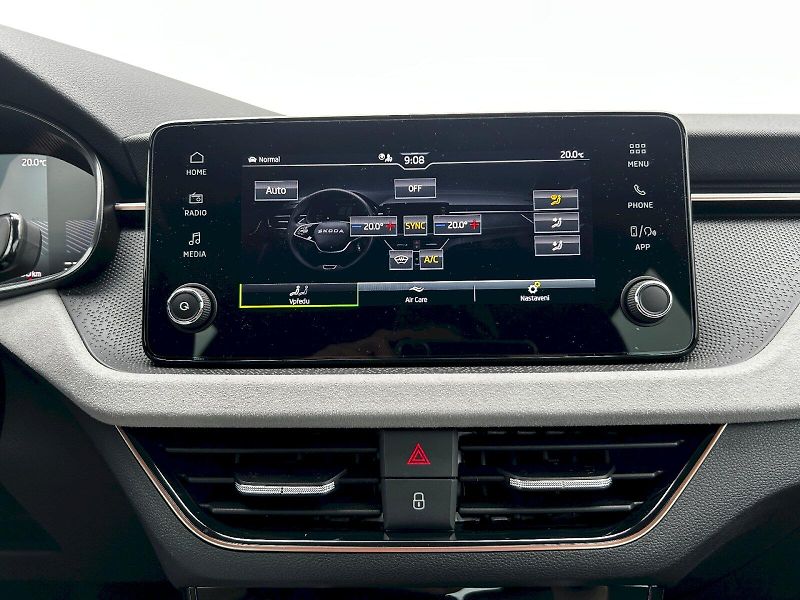 Škoda Kamiq (2025) 1.5 TSI 110kW MP6 Top Selectio - fotka 22 z 35