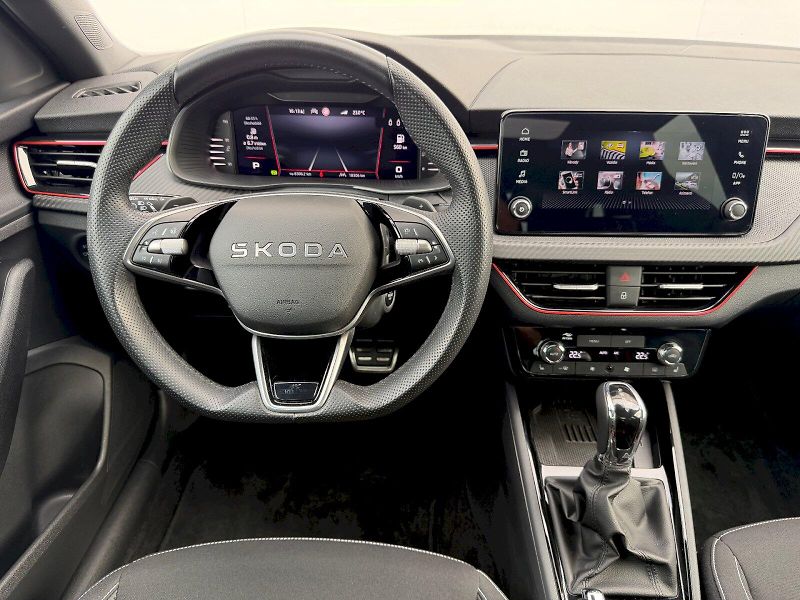 Škoda Scala (2025) 1,0TSI 85kW DSG MONTE CARLO - fotka 8 z 36
