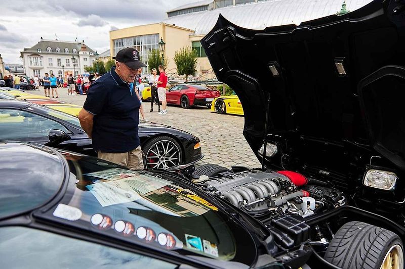 Americké automobily Corvette na 21. ročníku tradičního srazu v areálu Plzeňského Prazdroje.