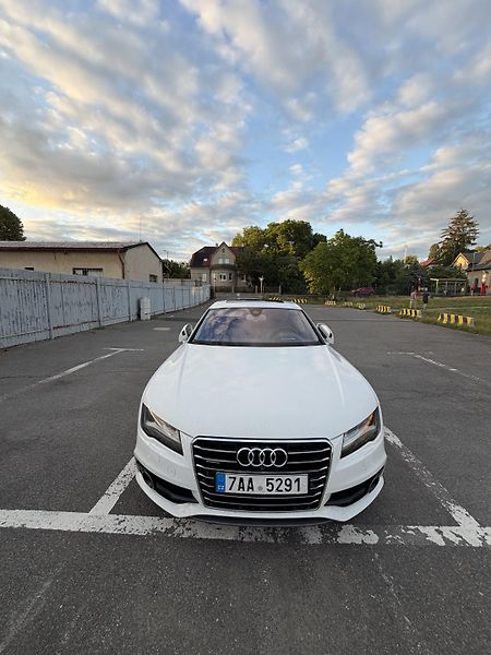 Audi A7 (2012) Max výbava, S-line,Nová STK - fotka 2 z 26