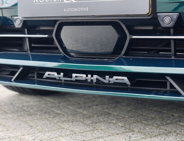 BMW X7 (2023) ALPINA XB7 4.4 V8 Skylounge - fotka 18 z 52
