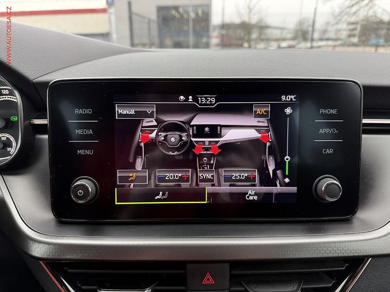 Škoda Scala (2022) 1.5 TSi, 1.maj,ČR, Style, DSG - fotka 19 z 22