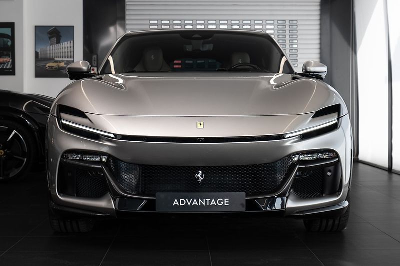 Ferrari Purosangue Karbon/Pano/Lift - fotka 2 z 30
