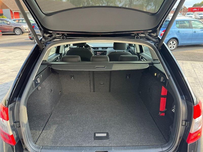 Škoda Octavia (2018) Style 2.0 TDI 4x4 110kW - fotka 22 z 35