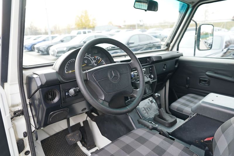 Mercedes-Benz Třídy G G 300 PUR Professional - fotka 13 z 18