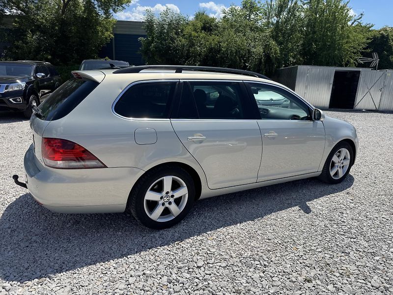 Volkswagen Golf Variant 1.4TSi,rezervace - fotka 4 z 36