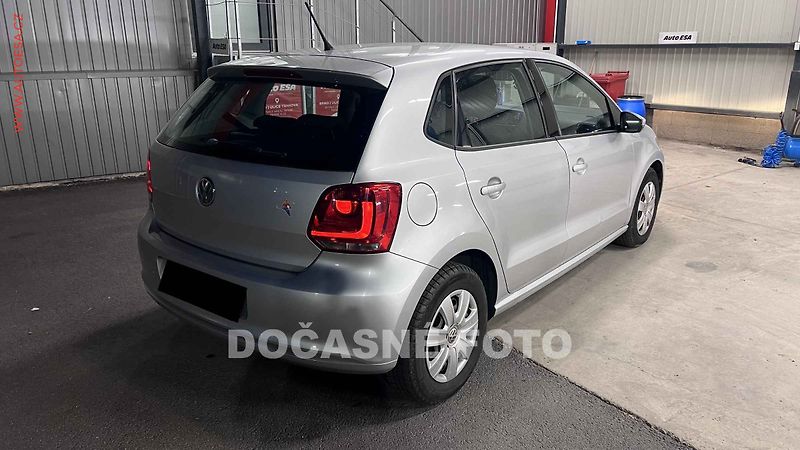 Volkswagen Polo (2013) 1.2 MPi - fotka 2 z 3
