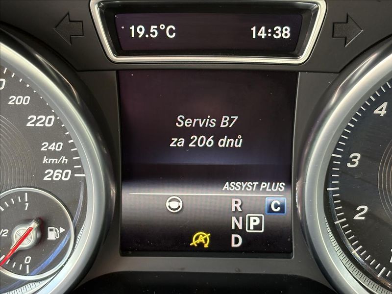 Mercedes-Benz GLE 5,0 500 AMG V8 Servis MB,Top - fotka 31 z 61