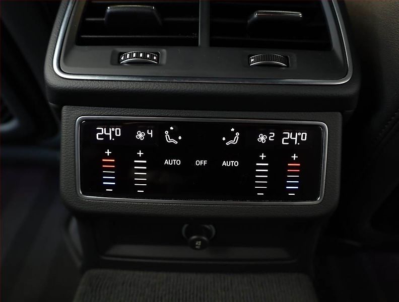 Audi A7 (2023) 50 TDI, S-Line, Paměť, ACC, DP - fotka 20 z 22