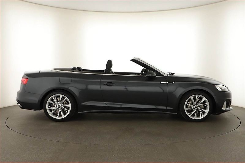 Audi A5 (2024) 40 TFSI - fotka 6 z 24