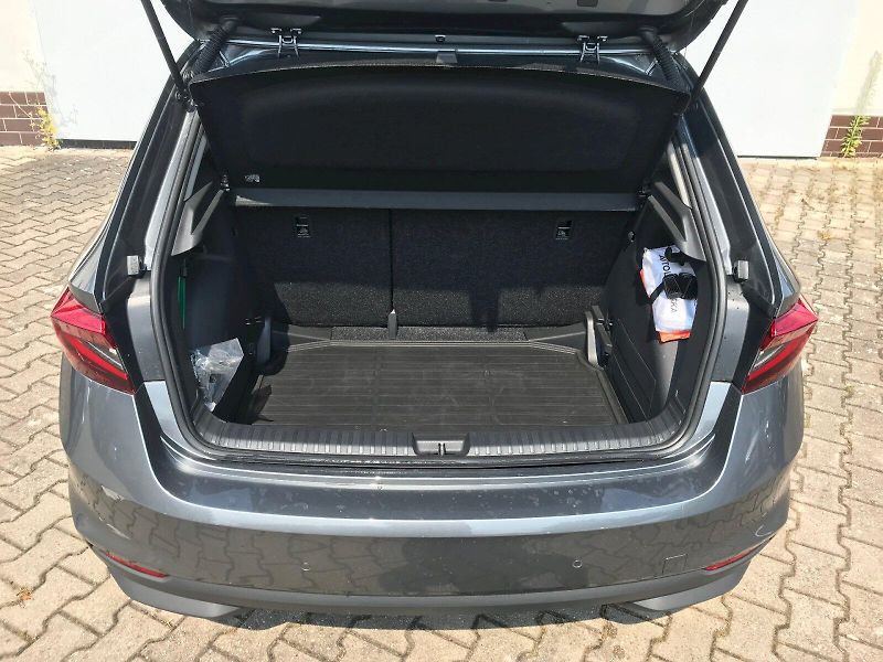 Škoda Fabia (2025) Top Selection 1,0 TSI DSG - fotka 26 z 27
