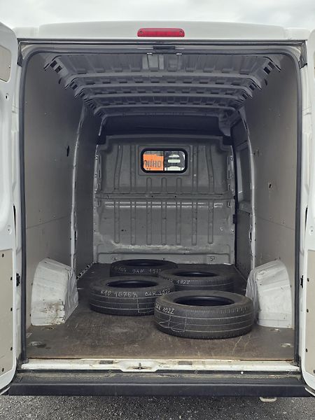 Fiat Ducato  Maxi 2,2 MTJ SCR L4H2 (103  - fotka 6 z 6