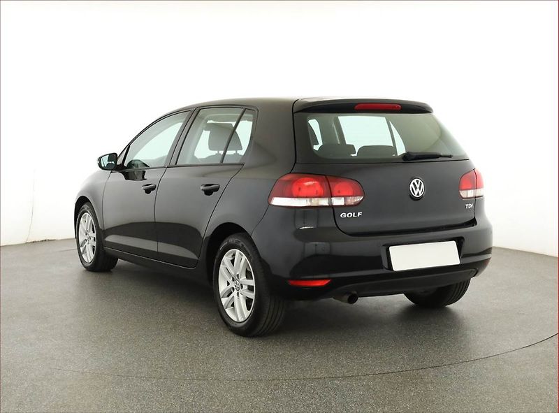 Volkswagen Golf (2010) 1.6 TDI - fotka 4 z 15