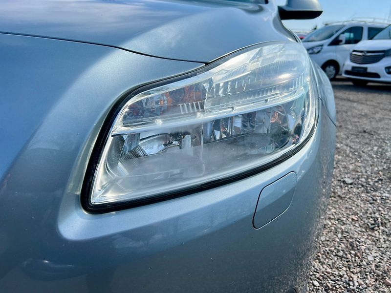 Opel Insignia (2010) 1.8i 103kW Výhřevy,Navi,Servis - fotka 8 z 18