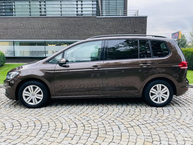 Volkswagen Touran 1.2TSI MANUÁL 7MÍST SERVISKA - fotka 18 z 42