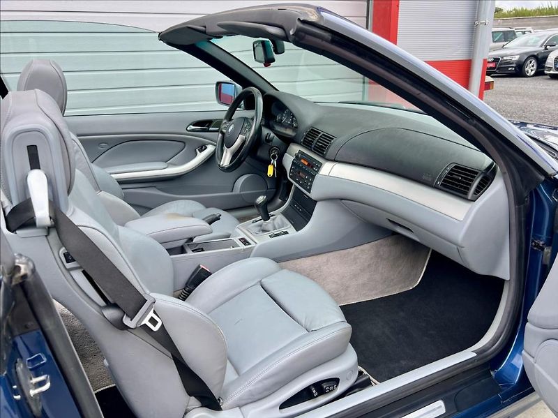 BMW Řada 3 318Ci / CABRIO - fotka 20 z 39