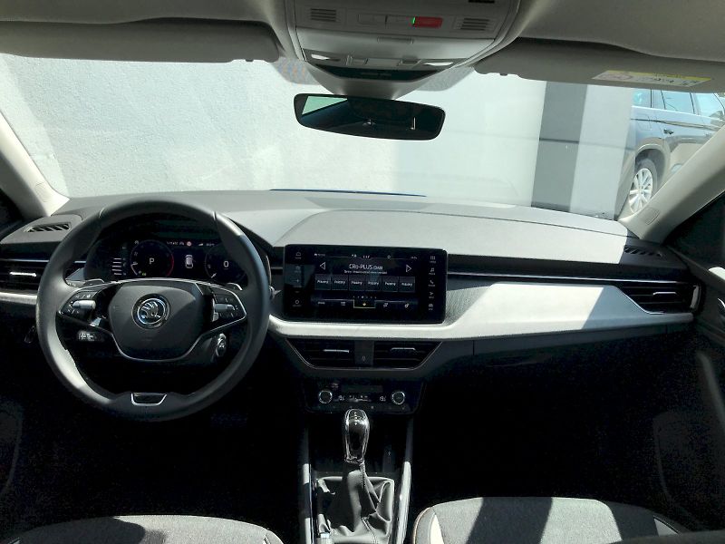 Škoda Scala (2025) SELEC TSI 110/1.5 A7F - fotka 5 z 26
