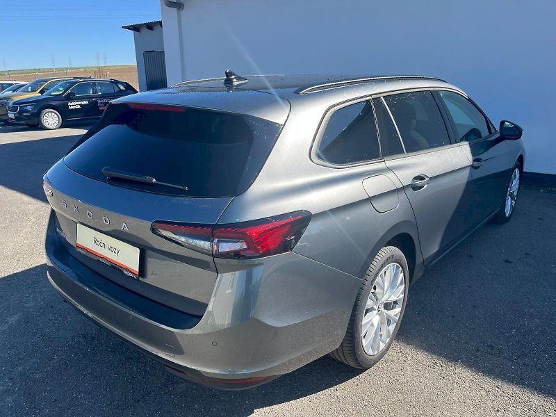 Škoda Superb (2025) COMBI SELEC TD 110/2.0 A7F - fotka 2 z 34