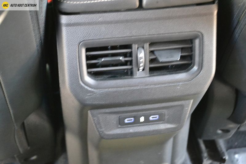 Renault Austral TECHNO MHEV 160 AUTO - fotka 16 z 53