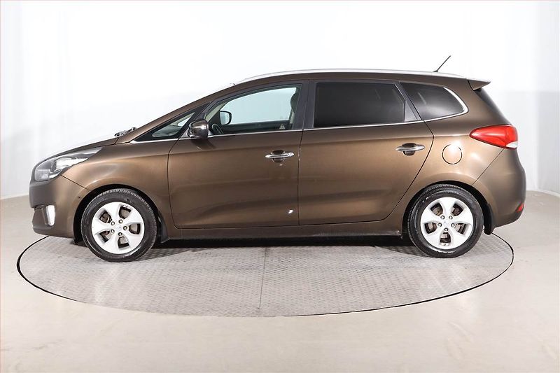 Kia Carens (2016) 1.6 GDI, Serv.kniha, Tempomat - fotka 3 z 26