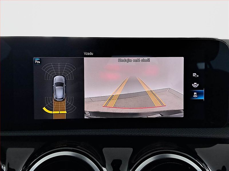 Mercedes-Benz Třídy A (2021) A 180 d - fotka 16 z 22